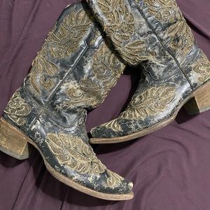 Corral cowboy boots